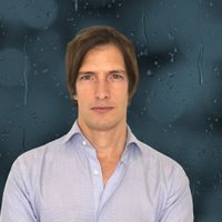 Desarraigo y tristeza: Ivan de Pineda atravesó parte de su infancia lejos de la familia