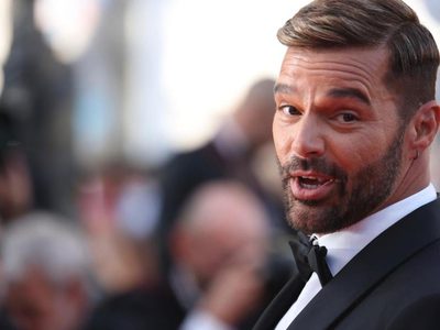 Corte de Puerto Rico archiva orden de restricción por violencia doméstica contra Ricky Martin