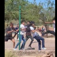 Jóvenes golpean y acuchillan a un alumno del CBTIS 40 de Guaymas (Video)