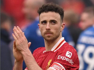 Liverpool retiró el número 20 del fallecido delantero Diogo Jota