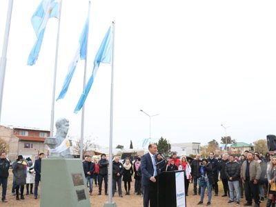 Gutiérrez llamó a construir consenso durante el homenaje a Manuel Belgrano