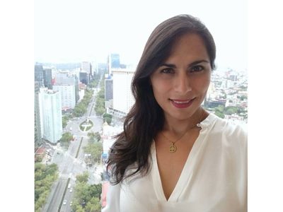 Profesora denuncia despido por transfobia en la Universidad La Salle
