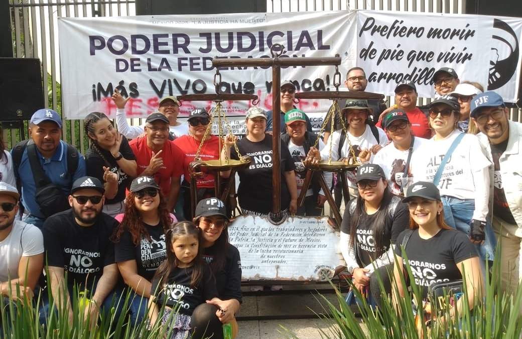 Colocan memorial en apoyo a juzgadores que declinaron laborar tras la reforma al PJF