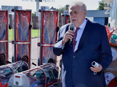 Presidente de Argentina pide la renuncia a su ministro de Salud por nepotismo en vacunación
