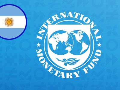 La titular del FMI consideró el pedido de Argentina y podría desembolsar los primeros 8.000 millones de dólares
