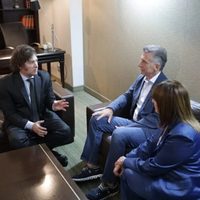 El Pro evita confrontar con LLA y rechaza los pedidos de interpelación para Adorni