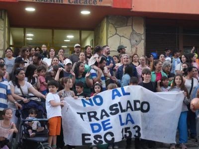 Comunidad educativa de la primaria 153 de Junín de los Andes se opone al traslado de la institución