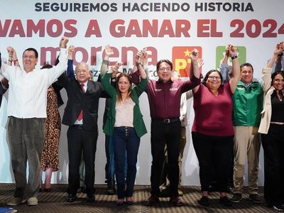Oposición "está en la lona, derrotada y sin liderazgos": Delgado