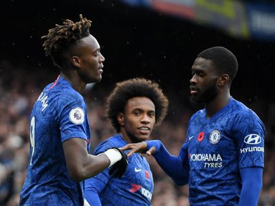 Polémica en el clásico, una figura del Chelsea cambia de vereda y se va al Arsenal