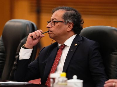 Colombia castiga a Petro y gira a la derecha en los comicios regionales