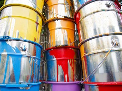 Si encontrás una lata de pintura mediana o grande, no la tires: creá esta glamurosa y espaciosa maceta