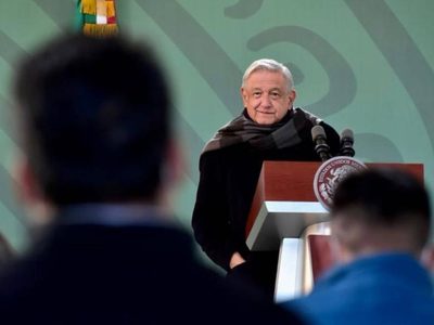 "Todos invitados al Zócalo": AMLO hace convocatoria masiva para su informe del 1 de diciembre