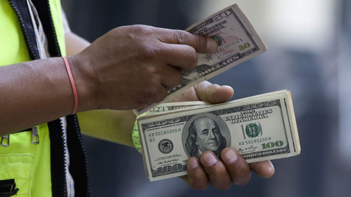 Dólar. Fuente: (Twitter)