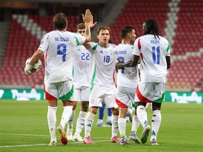 Mateo Retegui aportó 3 asistencias en el triunfo de Italia