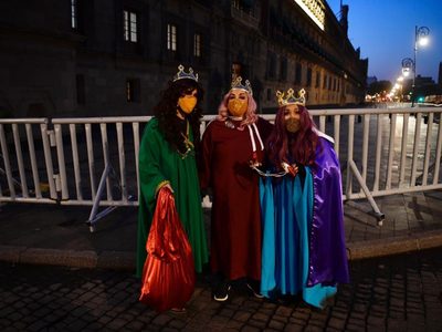 Videojuegos no, vacunas sí: "Tres Reinas Magas" revelan las peticiones de niños al gobierno de AMLO