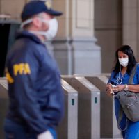 ¿Cuál es la edad promedio de contagios por coronavirus?