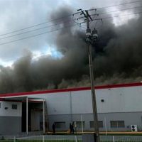 Incendio en fábrica de LG deja nueve intoxicados en Nuevo León