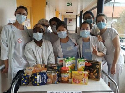 En Francia, las barras del fútbol se solidarizan con los hospitales