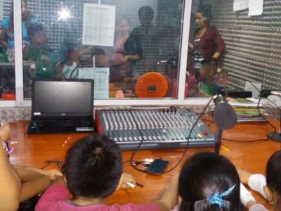 Radios indígenas rechazan fallo del INE que las obliga a transmitir spots de partidos políticos