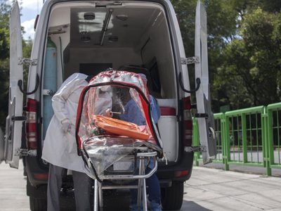 Mueren 392 más por covid-19 y hay 4 mil 538 nuevos contagios en México