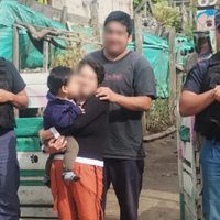 Villa La Angostura: policías salvaron la vida de un bebé con convulsiones