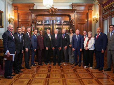 “Cooperación y buena vecindad”: AMLO recibe a legisladores de EU