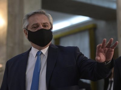 Fernández: "Llegó el momento de regular el sistema tarifario que estuvo congelado todo este tiempo"