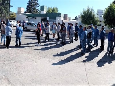 ATE tomó el Corralón Municipal: reclaman aumento del 50% y un bono de 100 mil pesos