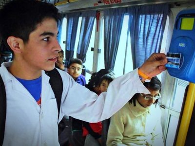El boleto estudiantil gratuito alcanza a 200 alumnos de la EPEA 2 en Plottier