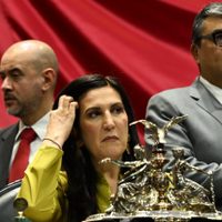 Kenia López rechaza aval para que la UIF bloquee cuentas sin orden judicial