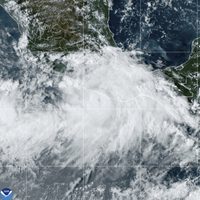 John se transforma rápidamente en huracán de categoría 3 frente al sur de México