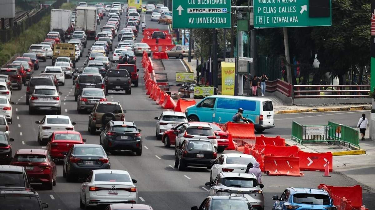 Obra de la ciclovía en Calzada de Tlalpan