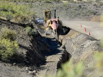 Los Guañacos celebra el arribo del gas natural junto al acto oficial por el Día de la Bandera