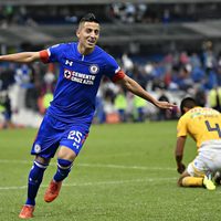 Aseguran que 'El Piojo” Alvarado es pretendido por varios clubes de Europa