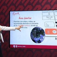 Instalan área familiar para que niñas y niños vean el concierto de Rosalía desde la Alameda