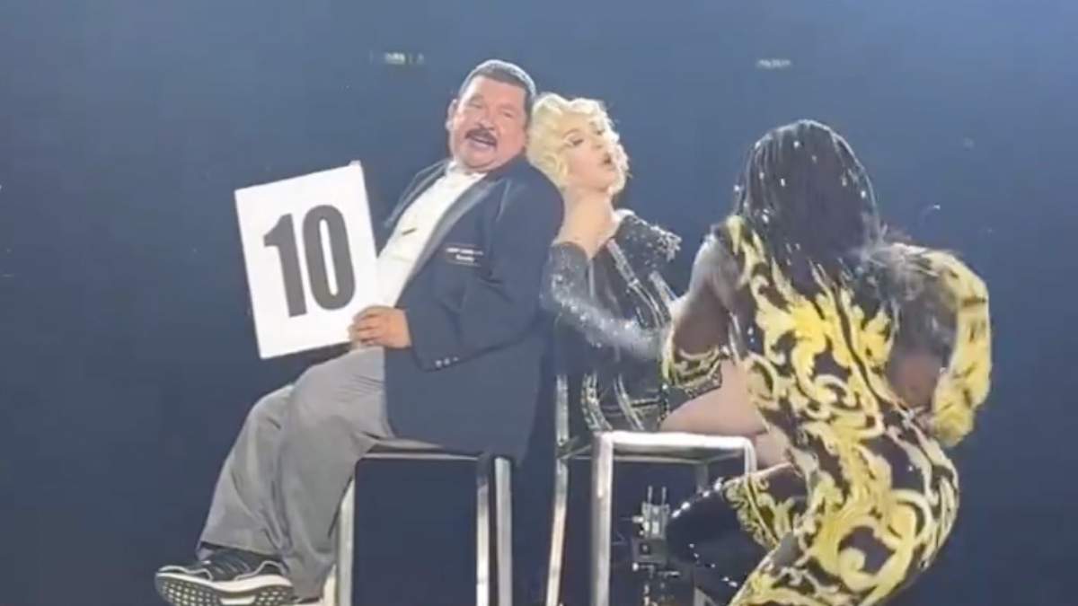 "Guillermo" con Madonna en el escenario, al frente Stere, hija menor de la artista.