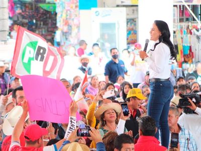 Alejandra del Moral asegura que en el Valle de Toluca ya rebasó a Delfina Gómez