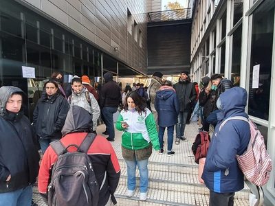 En reclamo de aumentos, ATE comenzó tres jornadas de protestas y bloqueos