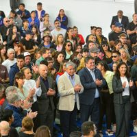 Rolando Figueroa advirtió que el PJ perderá sus dos bancas en el Senado si siguen "ladrándole a la luna"