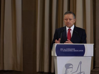 Zaldívar condena “barbarie” en Querétaro, pero calla frente a audios del fiscal Gertz