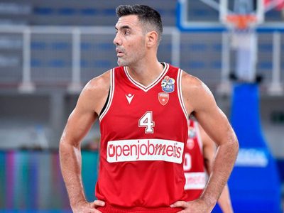 Máxima preocupación: Luis Scola dio positivo de coronavirus