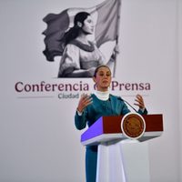 “¿Quiénes son los autoritarios?”: Sheinbaum a ministros por propuesta de eliminar parcialmente la reforma