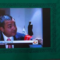AMLO retoma montaje de Televisa y Loret de Mola sobre caso de Florence Cassez