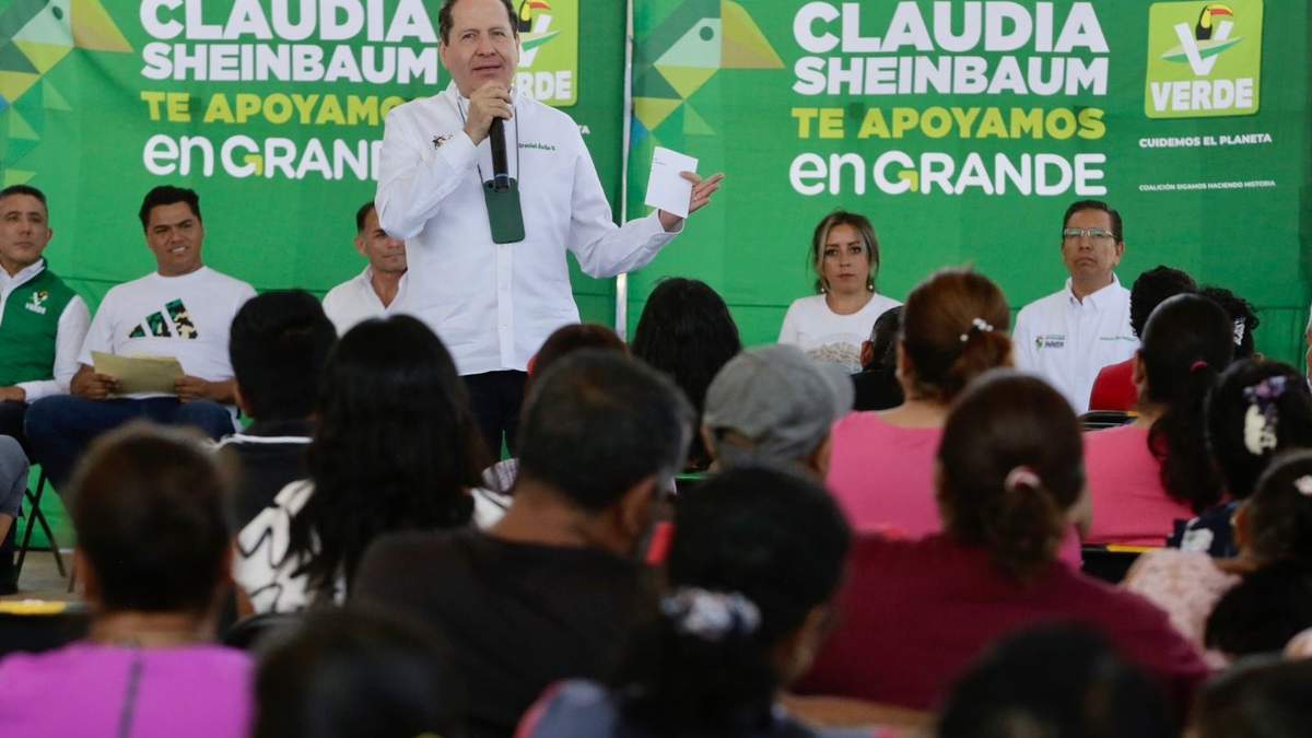 Eruviel Ávila en un evento a favor de Claudia Sheinbaum