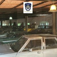 La FGJCDMX asegura 41 autos clásicos en casa de Raymundo Collins en Tequesquitengo