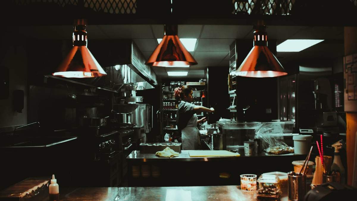 Dark Kitchen; cocina por pedido. Fuente: (Facebook)