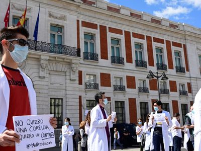 Coronavirus en España: médicos aseguran que sus condiciones de trabajo son "tercermundistas"