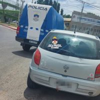 Dos mujeres fueron demoradas en Centenario por circular en un auto que había sido robado