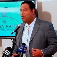 Maduro pretende financiar campaña de López Obrador, acusa diputado venezolano
