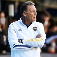 Lo sacó campeón y ahora lo quiere en Boca: el delantero que Russo le pidió a Riquelme